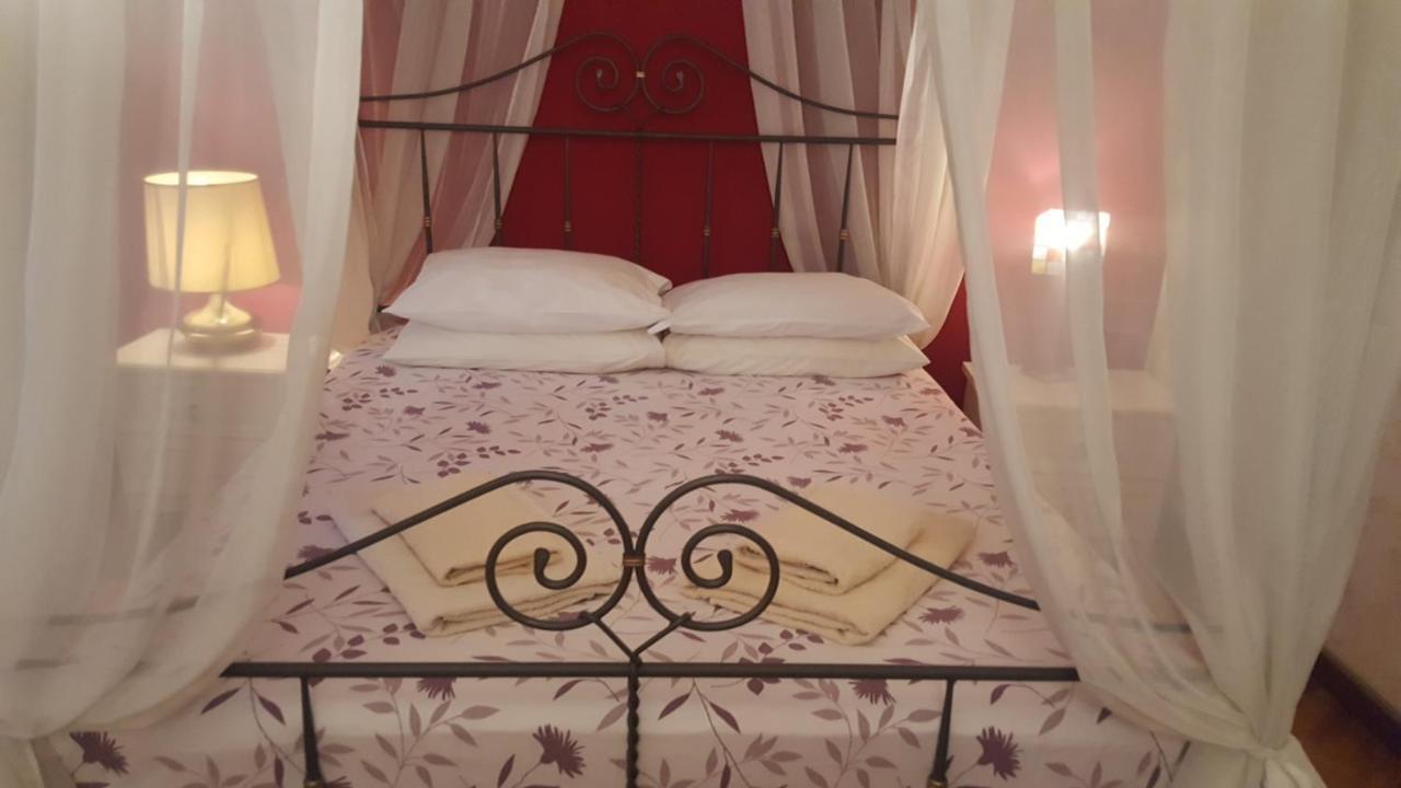B&B In Arena L' Opera เวโรนา ภายนอก รูปภาพ
