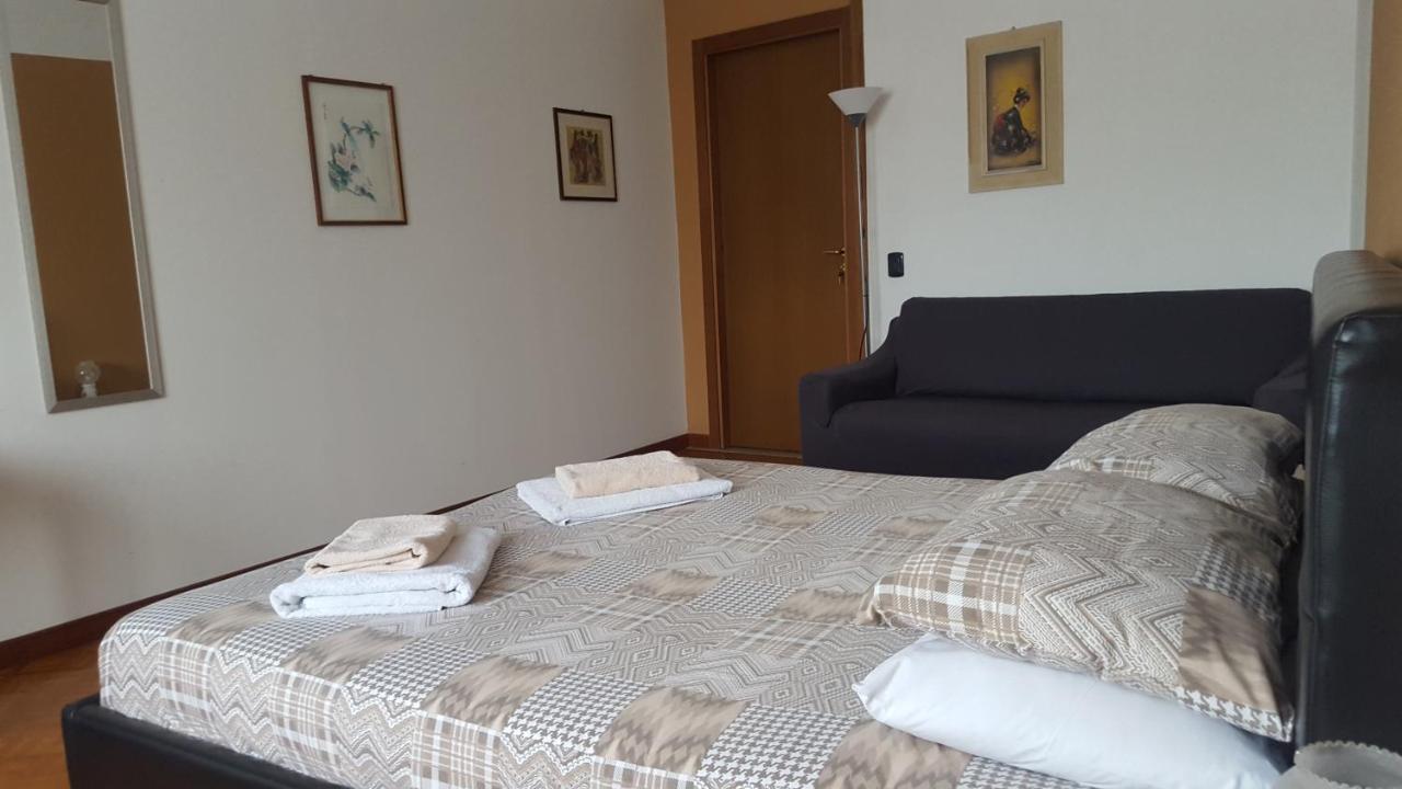 B&B In Arena L' Opera เวโรนา ภายนอก รูปภาพ
